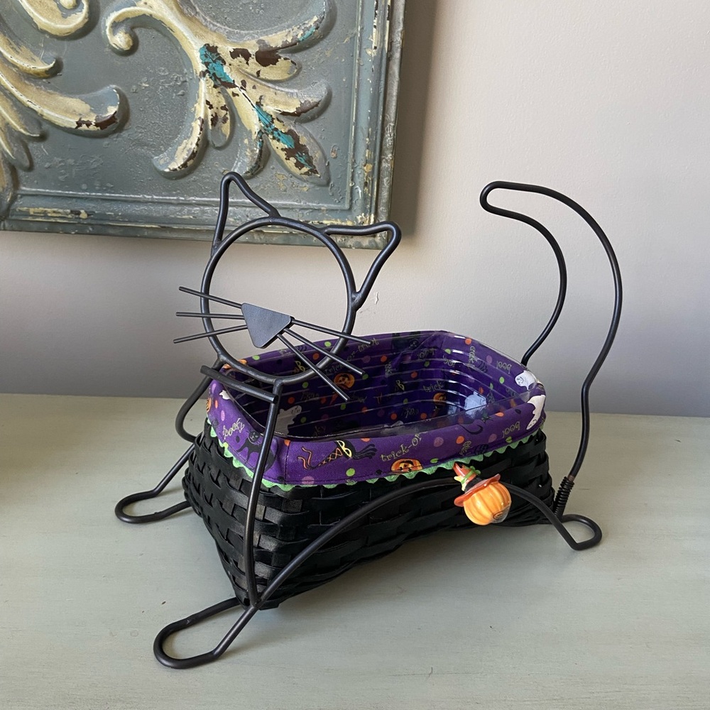 Longaberger wrought iron cat with basket accessories